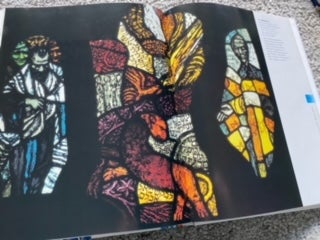 DESIGN SOURCEBOOK STAINED GLASS,