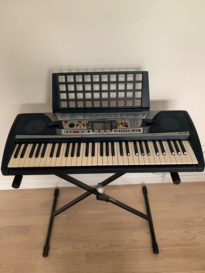 Keyboard Yamaha PSR-200