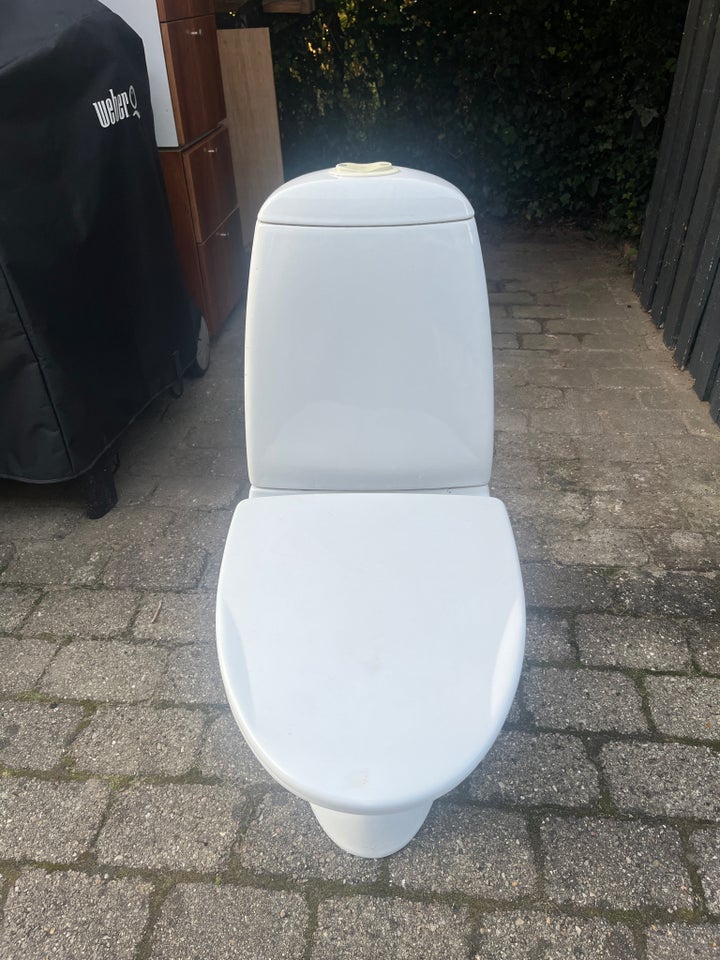 Toilet, Ifö