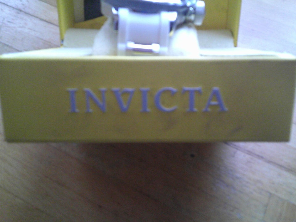 Herreur, Invicta