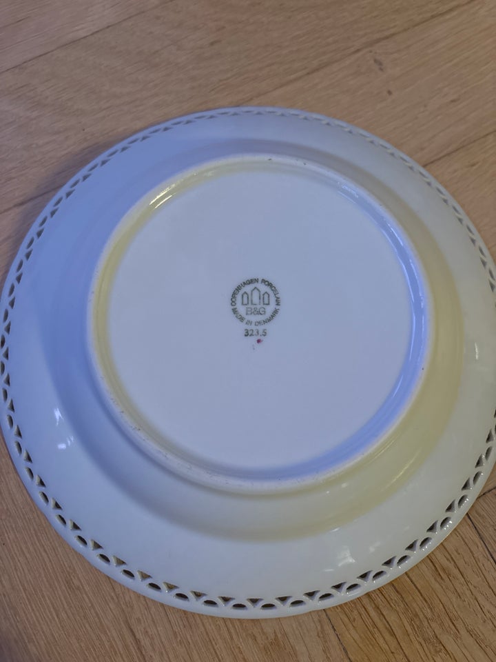 Porcelæn, Dyb tallerken, Bing og