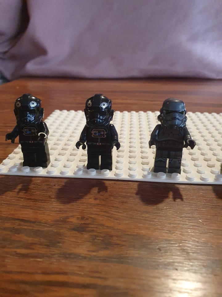 Lego Star Wars, Figurer