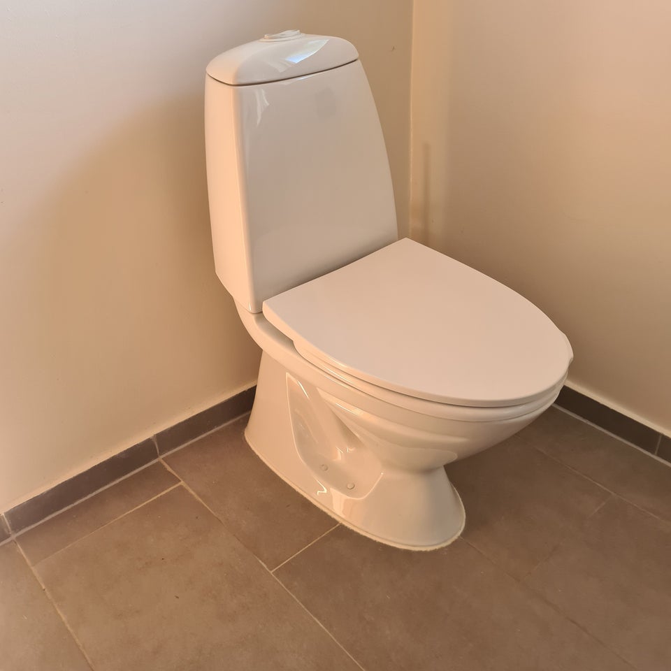 Toilet, IFÖ