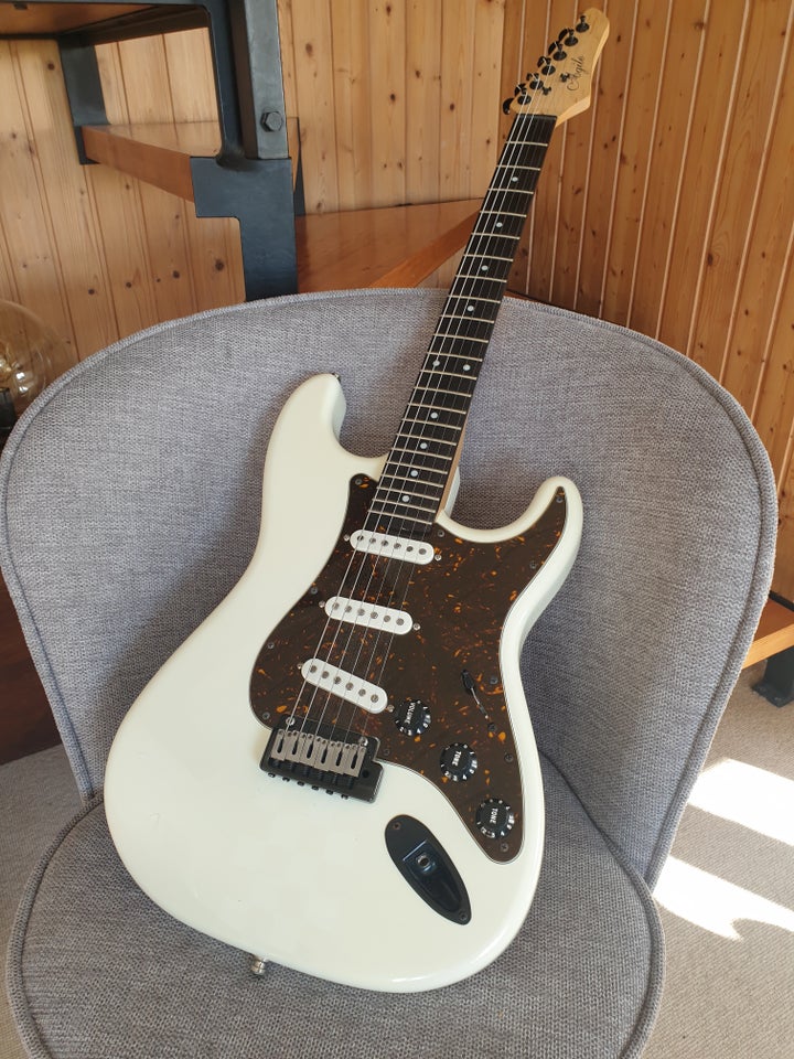 Elguitar, andet mærke Agile ST-802