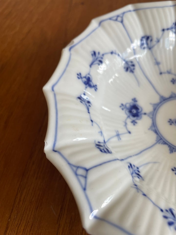 Porcelæn Kantet skål Royal