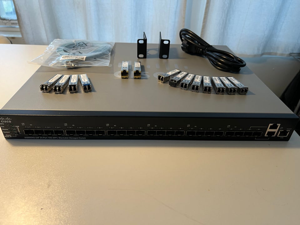 Switch, Cisco SG550XG-24p,