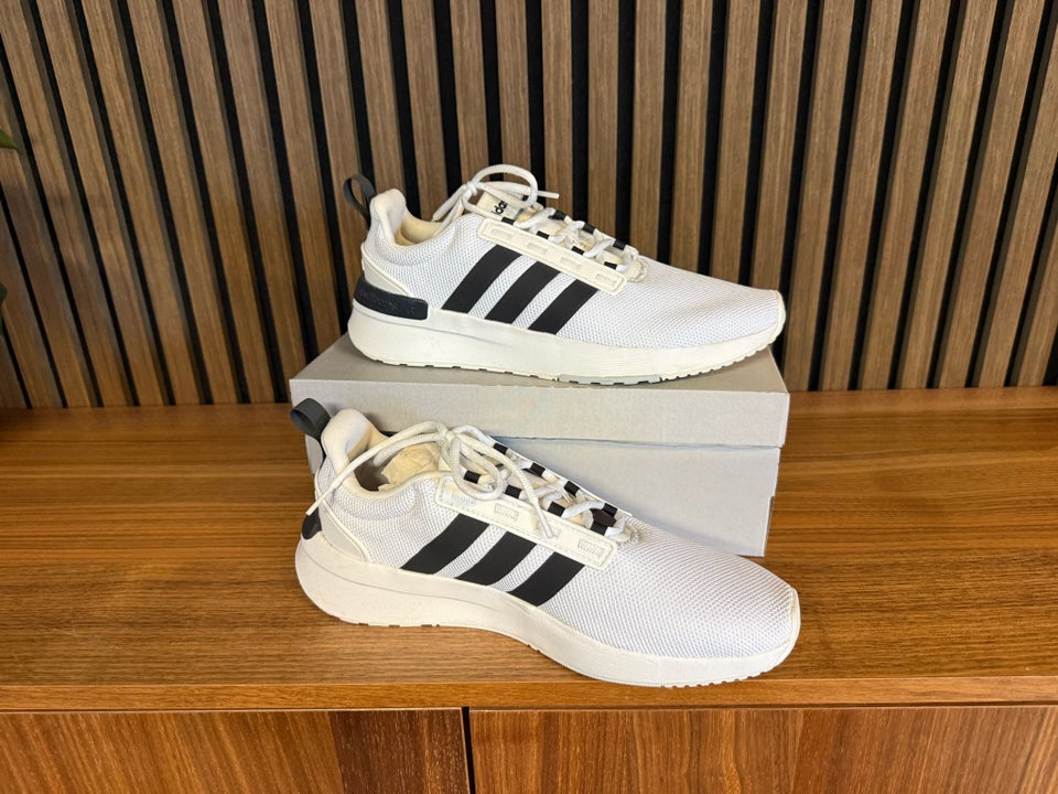 Sportssko, Adidas, str. 45