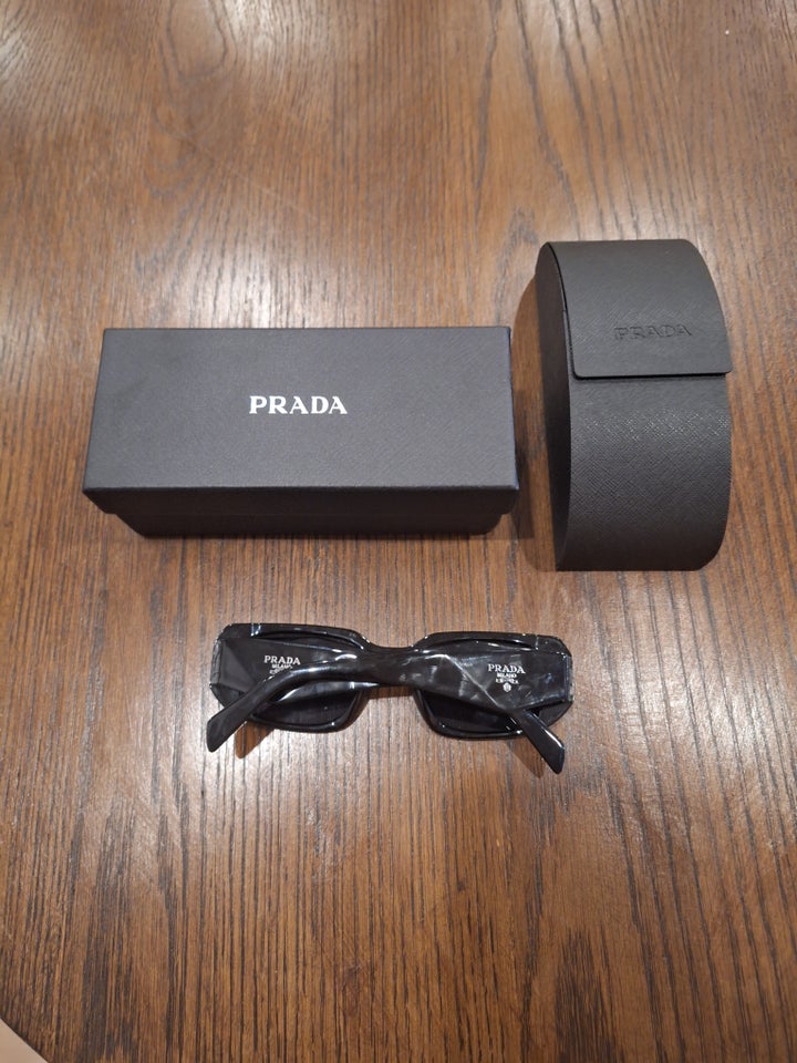 Solbriller unisex, Prada