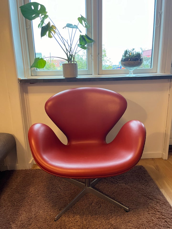 Arne Jacobsen, 3320