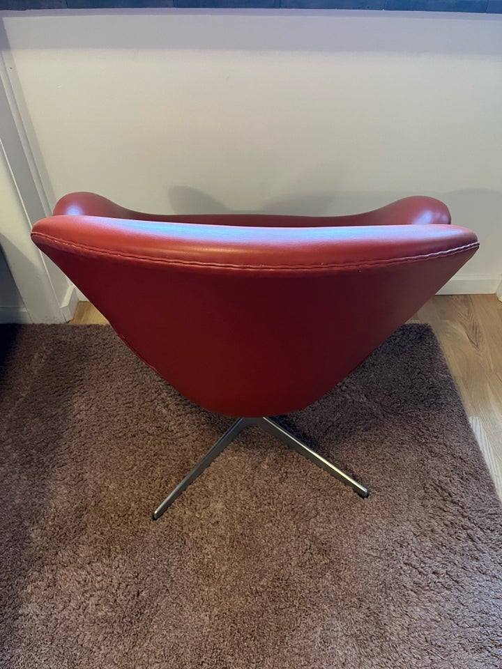 Arne Jacobsen, 3320