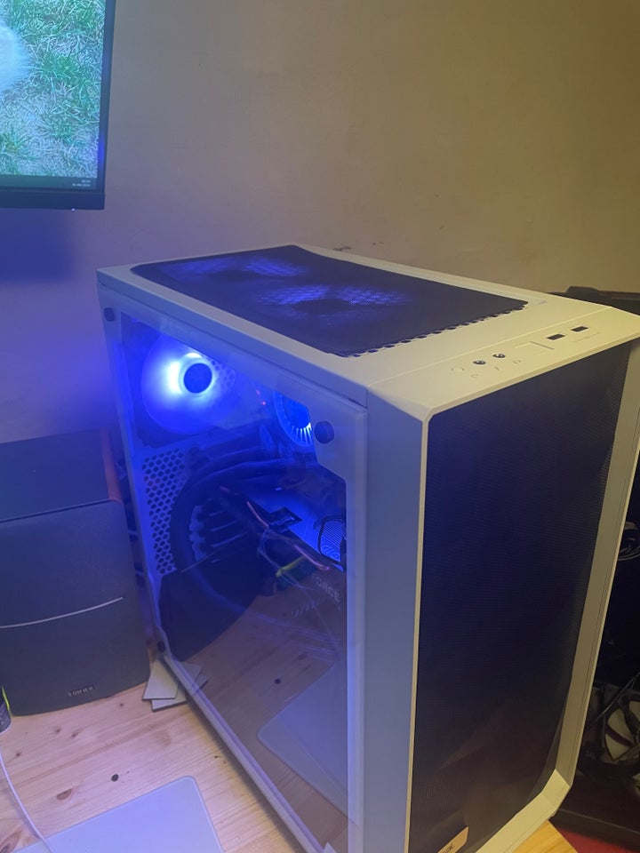 Selvbyg AMD Ryzen 5800X3D 45 Ghz