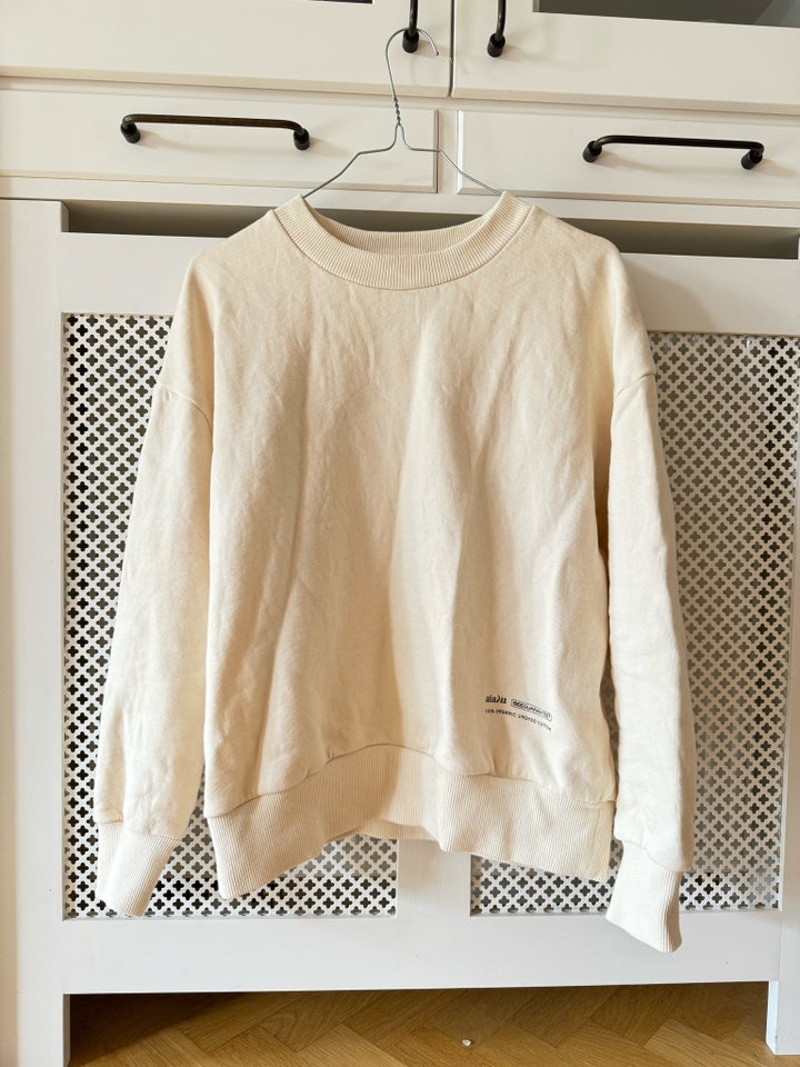 Sweatshirt, Aiayu, str. 36