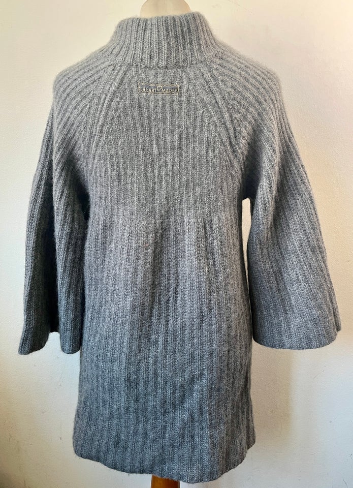 Cardigan, Heartmade / Julie