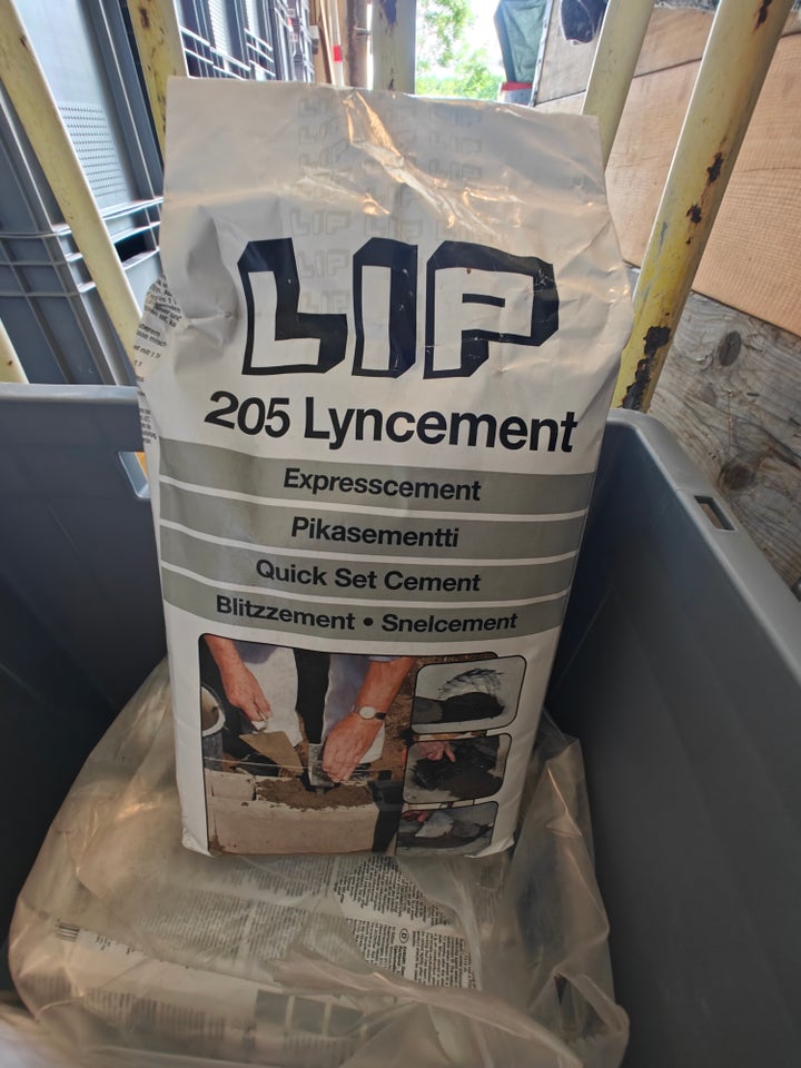 Lyn cement