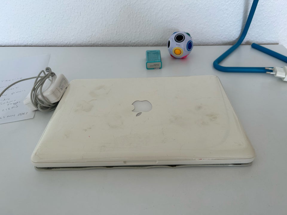 MacBook Hvid 226 GHz