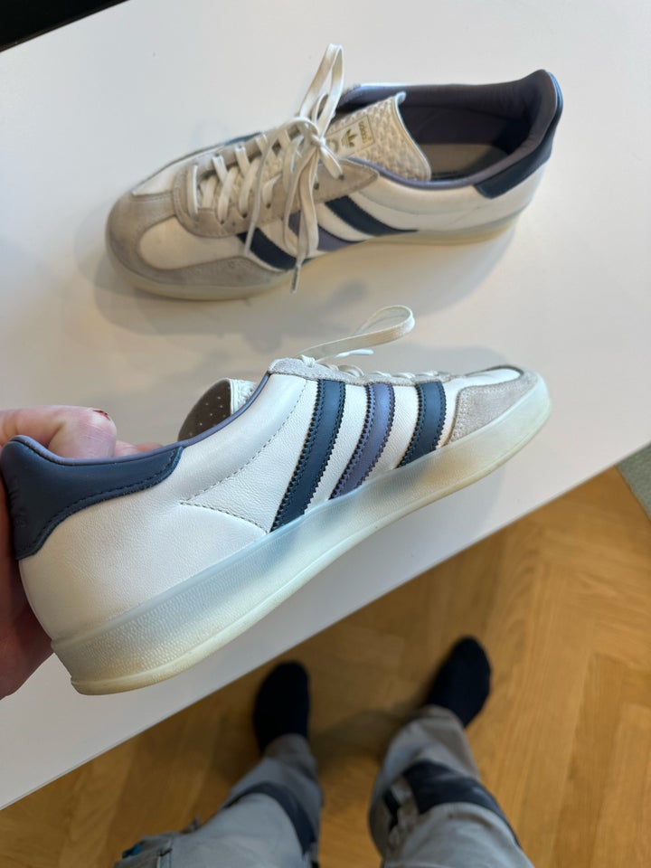 Sportssko, Adidas Gazelle, str. 42