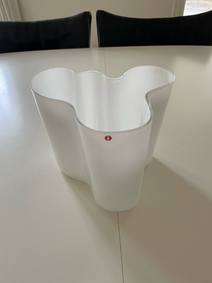 Vase, Iittala aalto