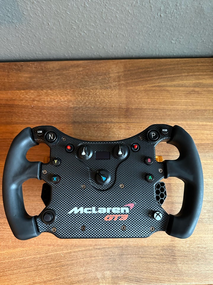 Andet, Fanatec, God