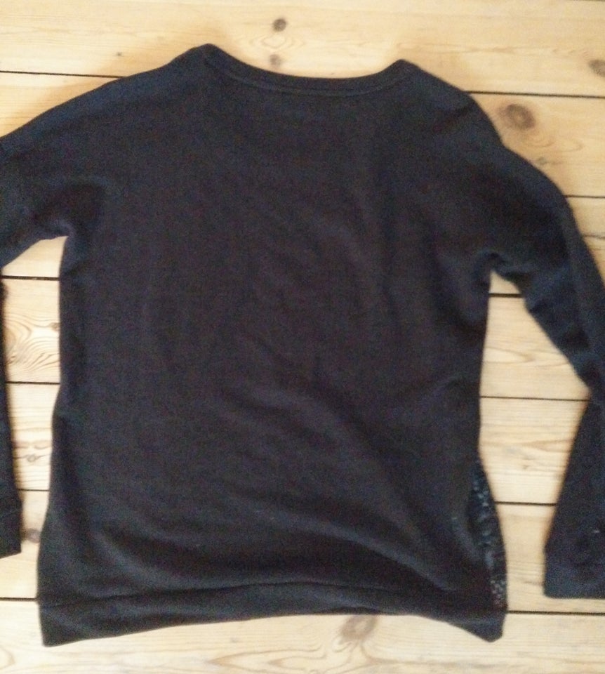 Sweater Only str 40