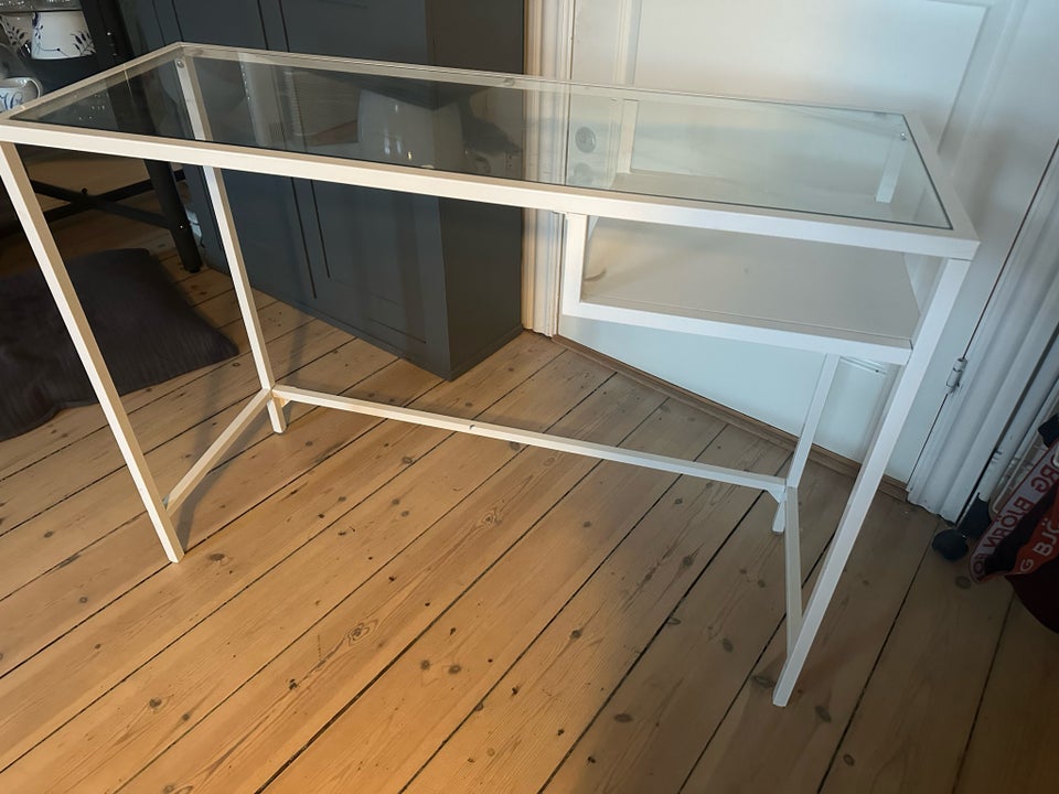 Skrivebord, IKEA