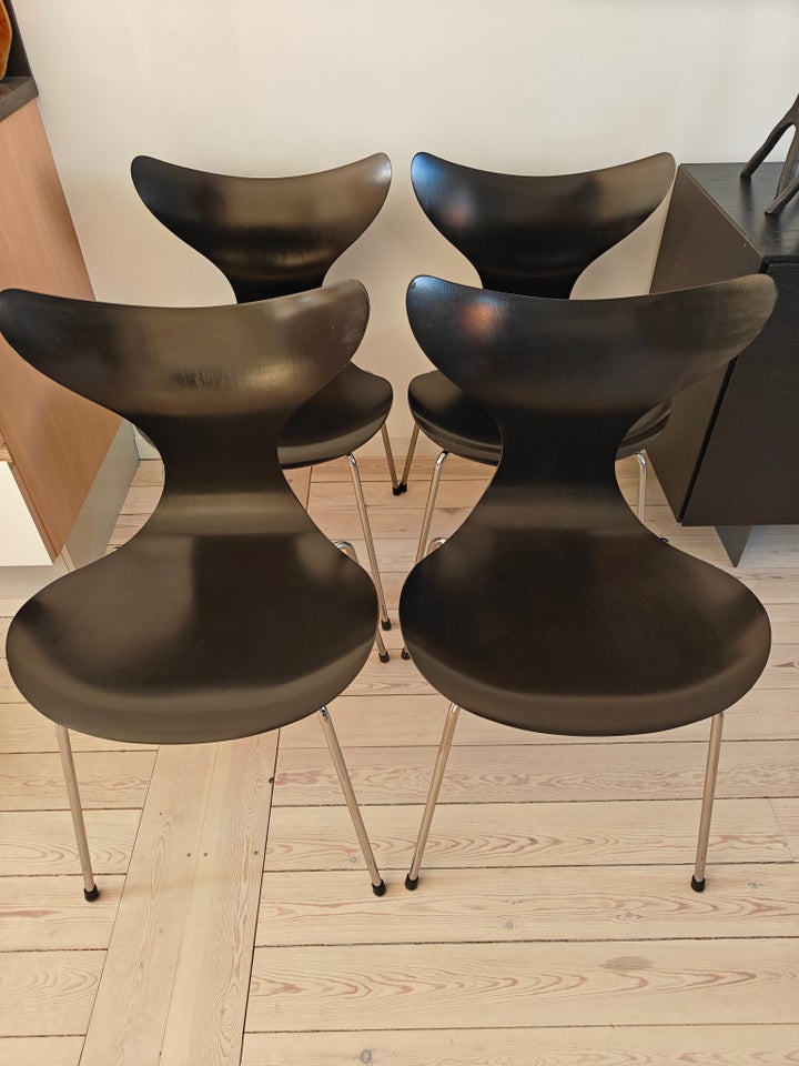 Arne Jacobsen stol 3108 - Liljen