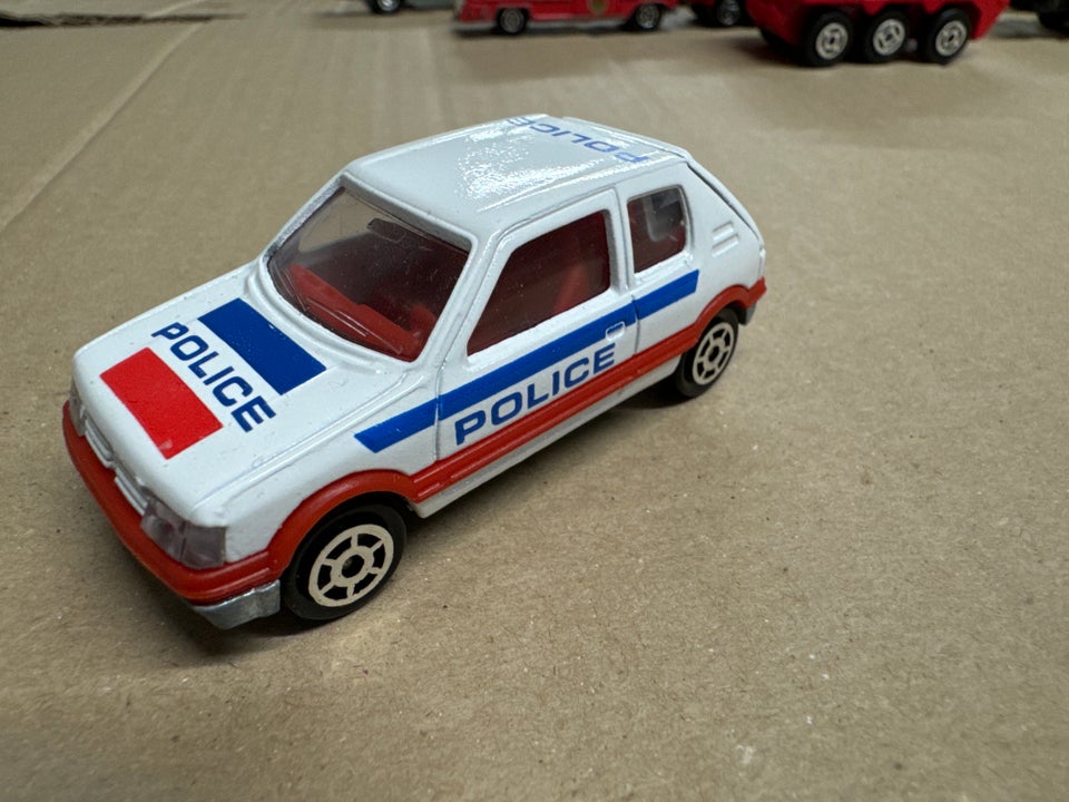 Modelbil, Peugeot 205 GTi police