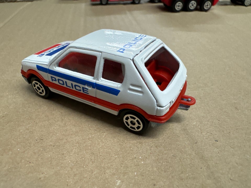 Modelbil, Peugeot 205 GTi police