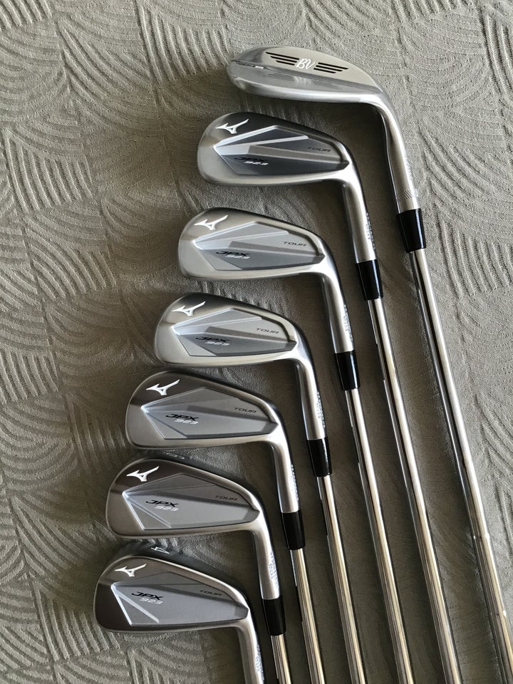 Mizuno JPX 923 Tour