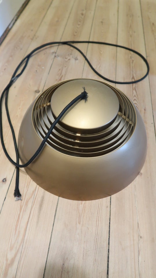 Anden loftslampe, Louis Poulsen