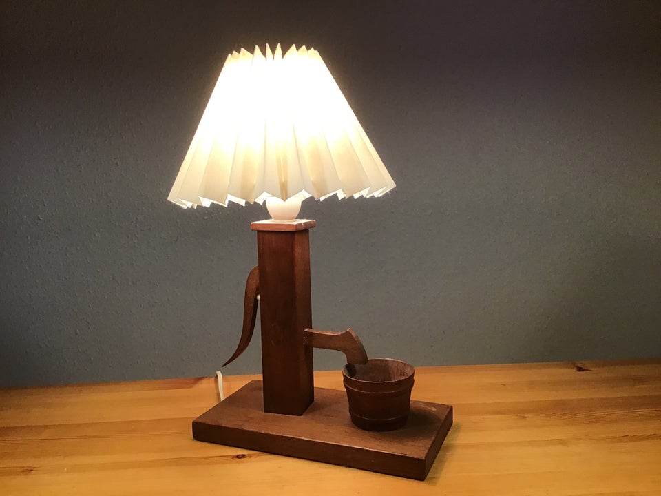 Lampe Vandpumpe