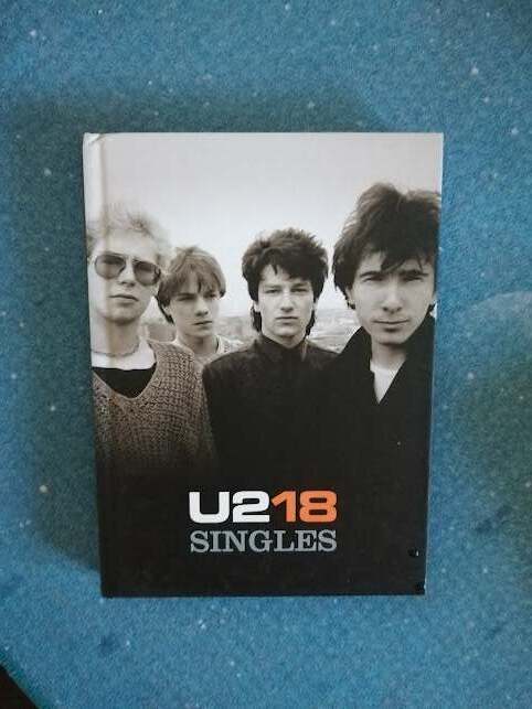 U2 18 Singles, DVD, andet