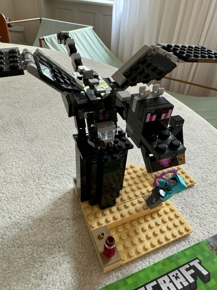 Lego Minecraft, 21151