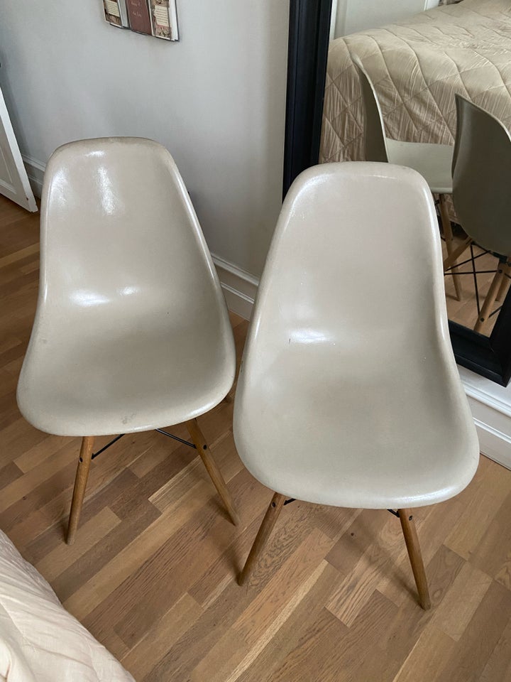 Eames, Skalstol model DSW, Stol