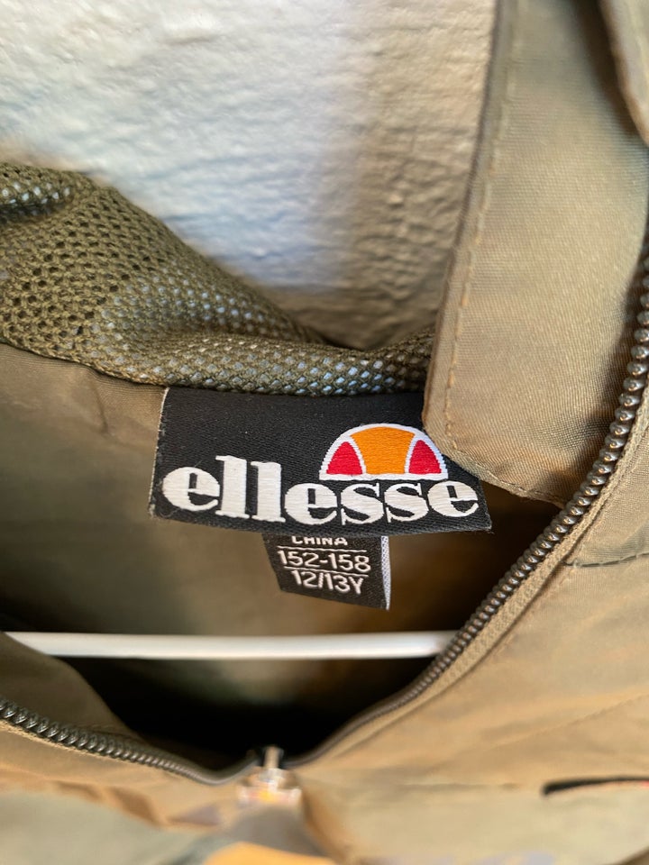 Anorak X Ellesse