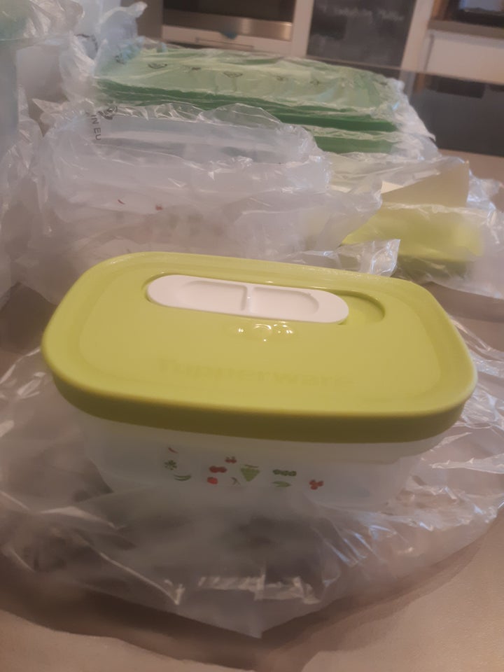 Nyt Tupperware  Tupperware