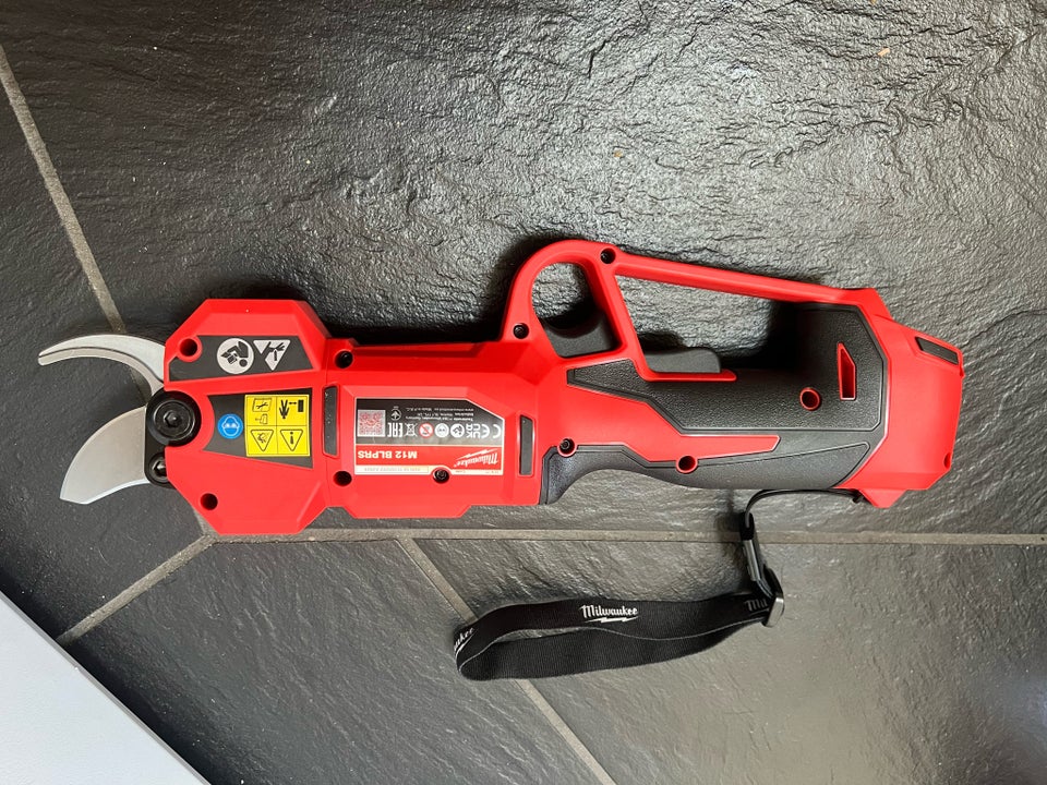 Elsaks Milwaukee m12