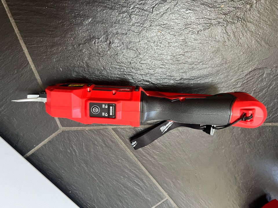 Elsaks Milwaukee m12