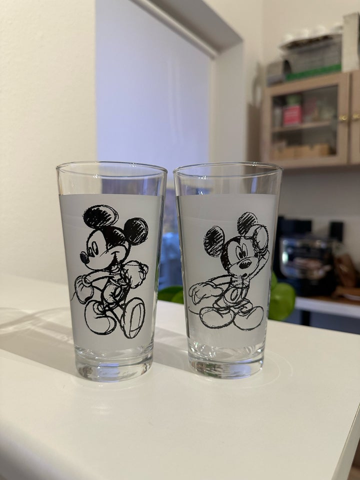 Glas, Disney glas