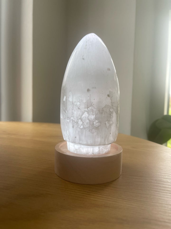 Andet, Stone selenite