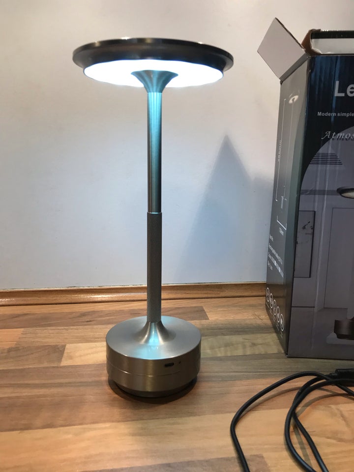 Skrivebordslampe