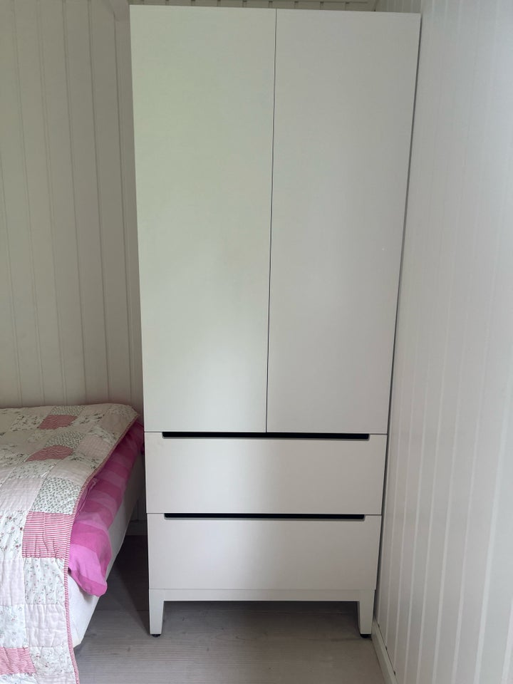 Klædeskab, IKEA, b: 72 d: 53 h: 184