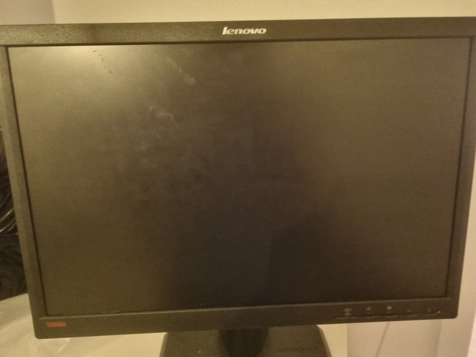 Lenovo, God