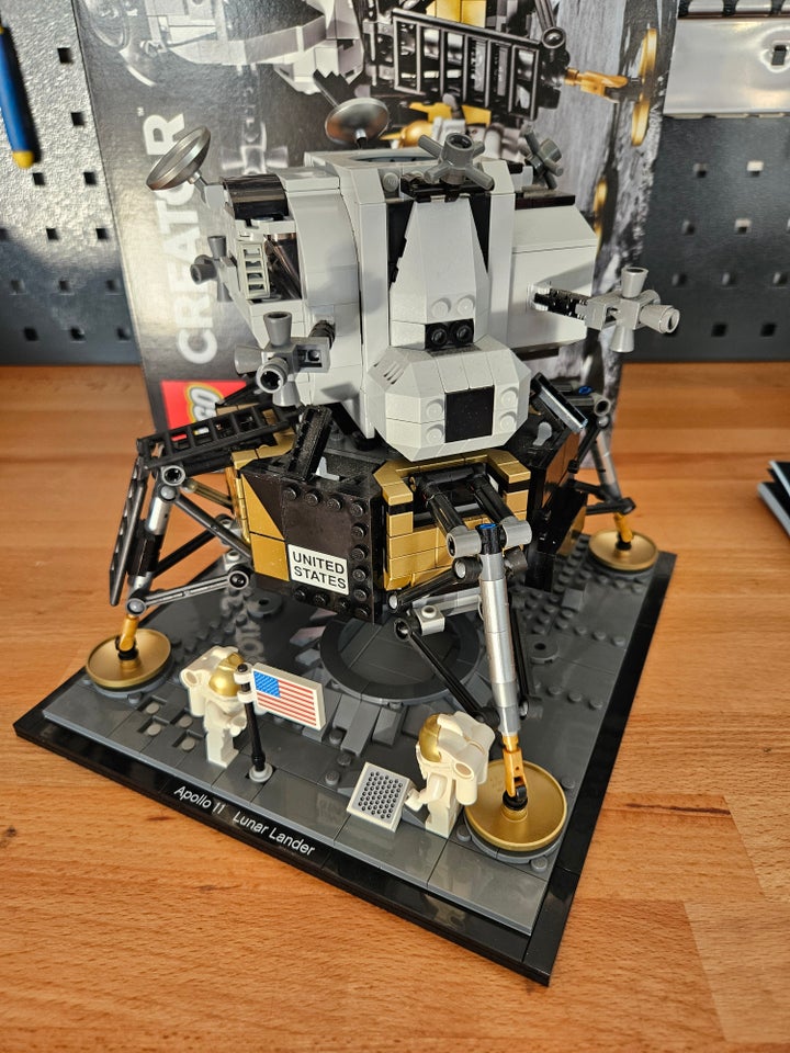 Lego Creator, 10266 NASA Apollo