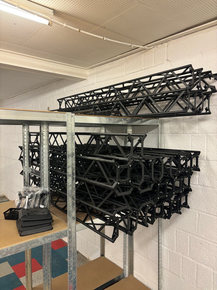 Crown Truss bannersystem Crown