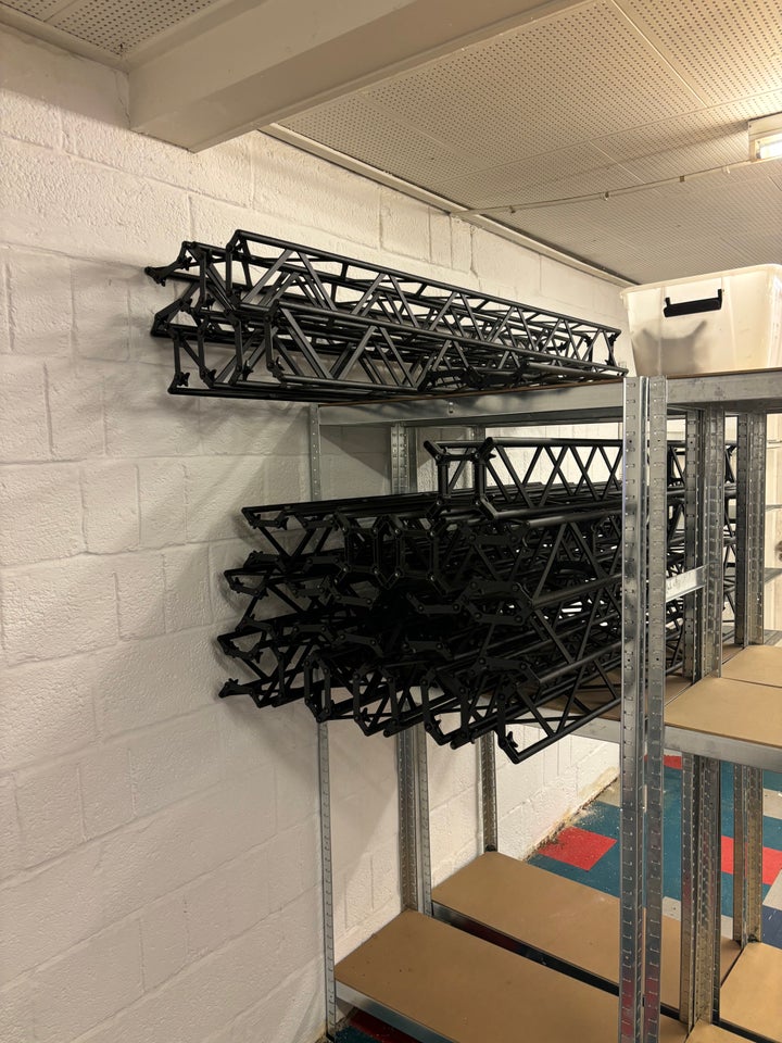 Crown Truss bannersystem Crown