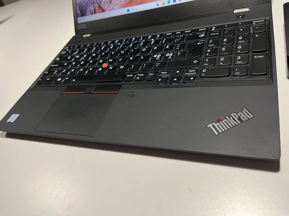 Lenovo T590 15,6” FHD IPS TOUCH, 16