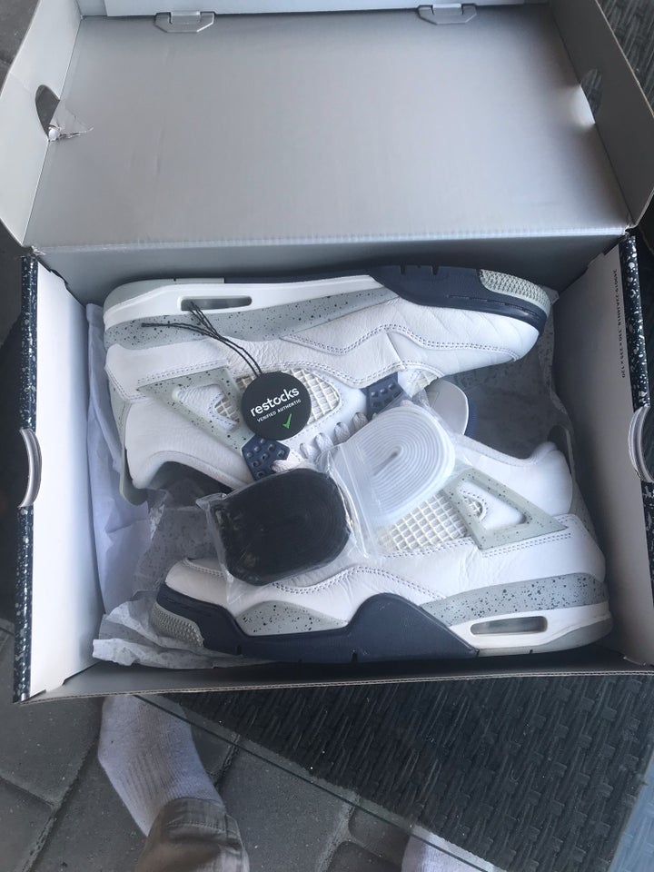 Sneakers, Air Jordan, str. 40,5