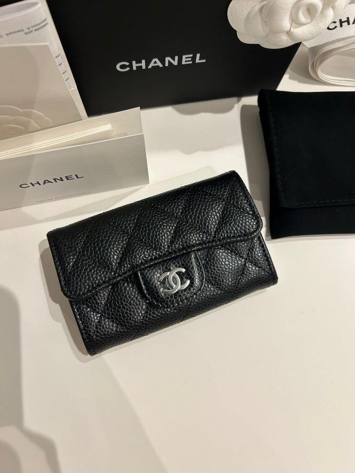 Pung, Chanel, andet materiale