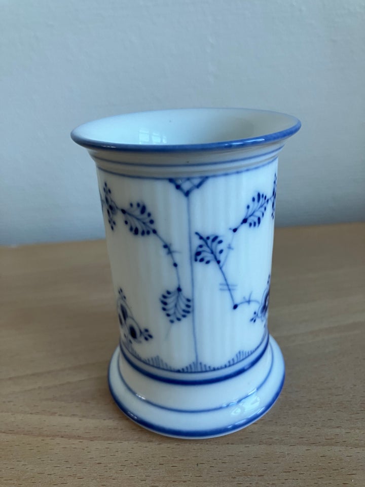 Porcelæn, musselmalet bæger / vase