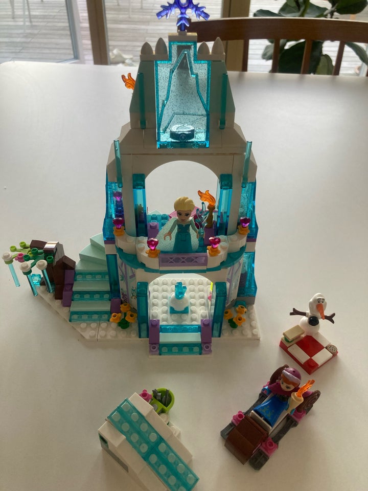 Lego Friends Frost slot